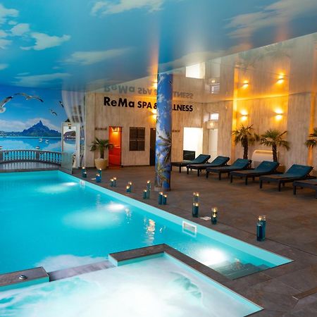 Juliana Platinum Brad Hotel Bagian luar foto