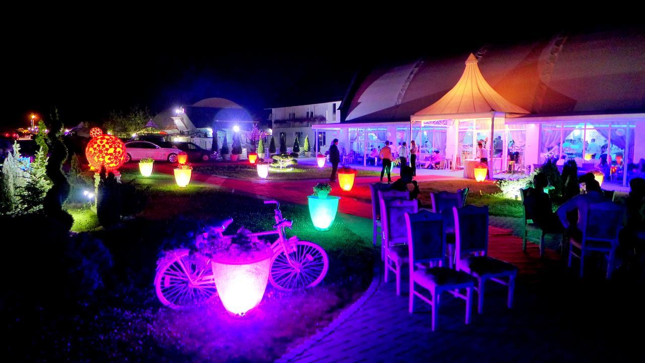 Juliana Platinum Brad Hotel Bagian luar foto