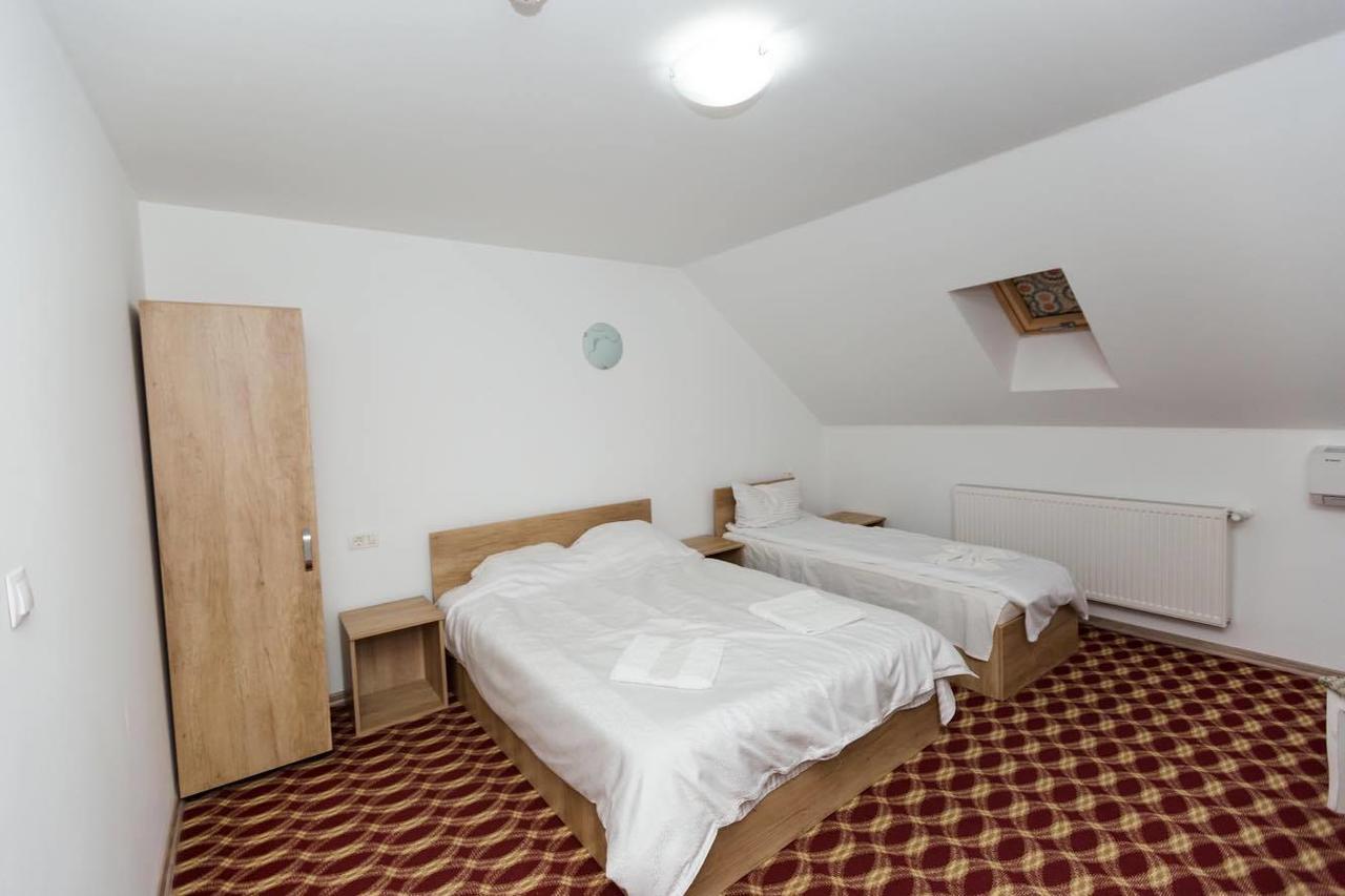 Juliana Platinum Brad Hotel Bagian luar foto